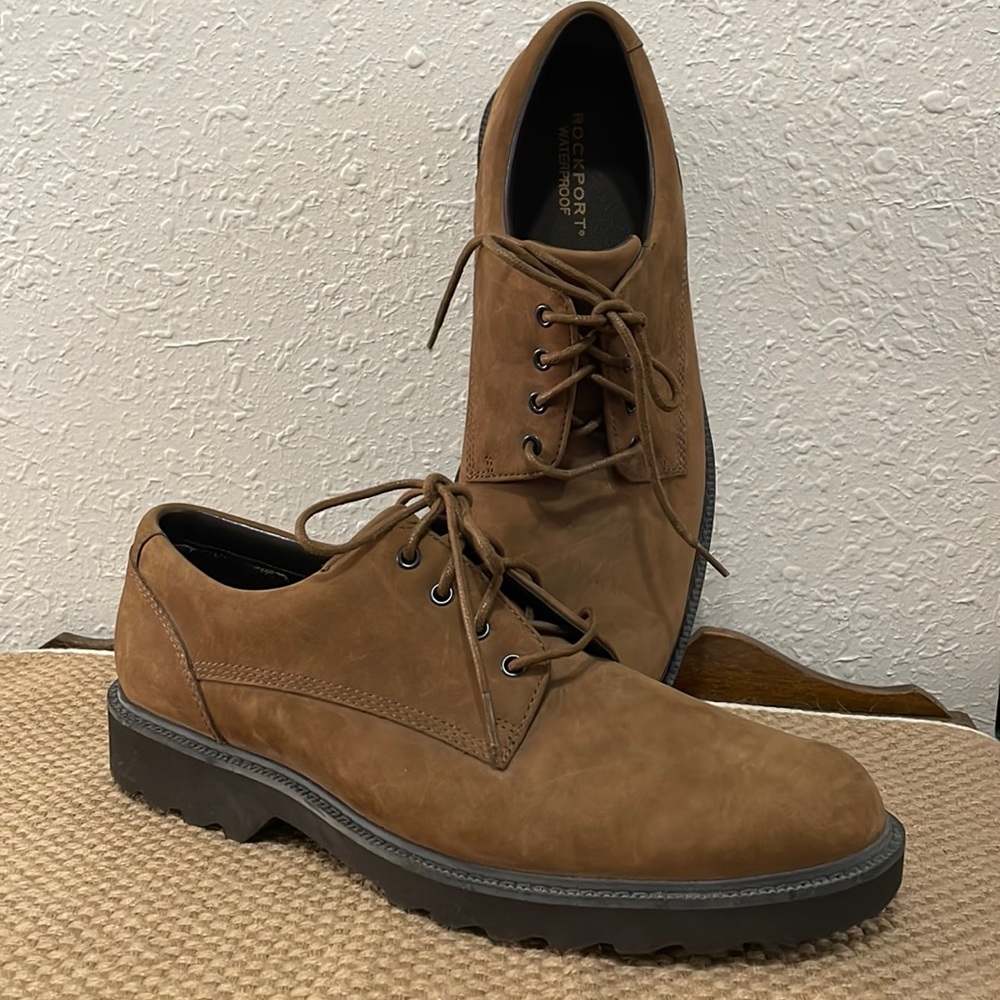 Rockport Willard Tan Nubuck Leather Waterproof Oxfords NWOT size 11.5